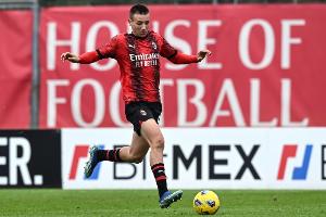 九游体育-卡马达：米兰一线队的训练是另一个级别的，我犯错时大家都理解我