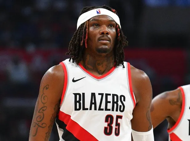 九游体育-开拓者伤病：阿夫迪亚、杜普-里斯、罗威将缺席今日比赛